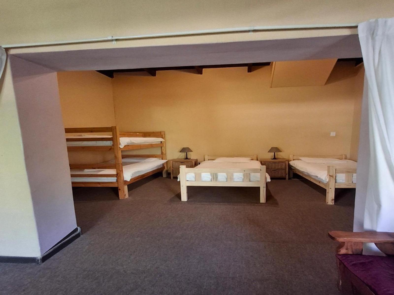 Rainbow Glen Self Catering Chalets Montagu Room photo